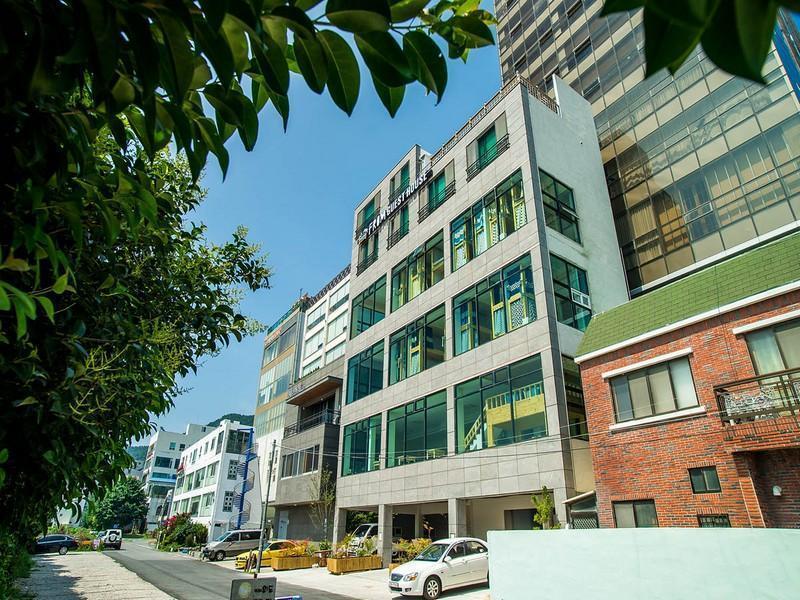 From Guesthouse Busan Exterior photo